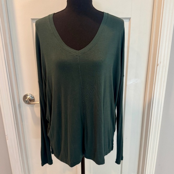 cabi Chill Tee, #3416, S, EUC, Hunter Green, Long Sleeve - Picture 6 of 9